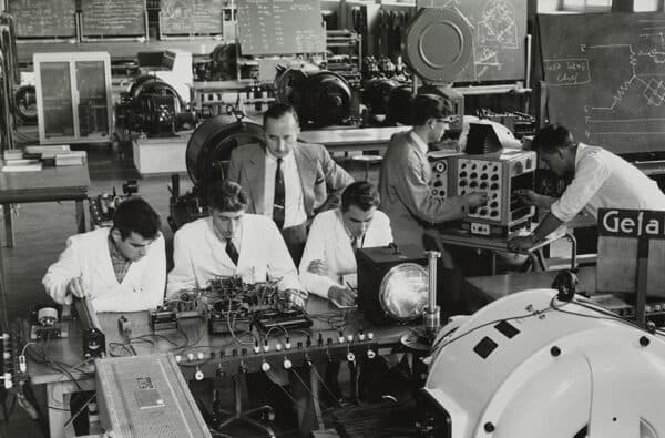 01_1959_Elektrotechn_her_Versuch_def