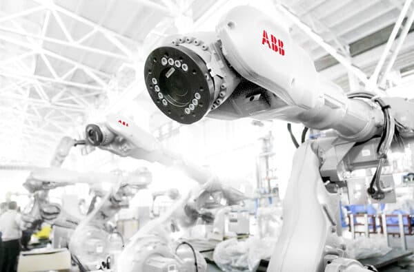 ABB_Robots_in_factory