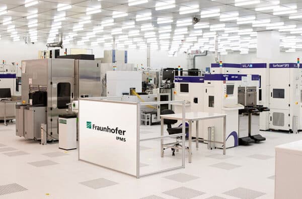 FraunhoferIPMS-CNT-cleanroom