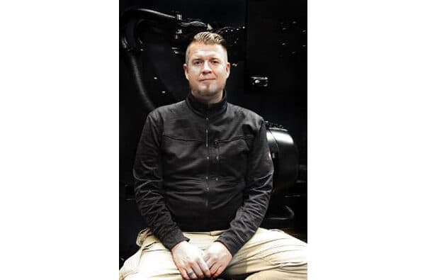Marc_Brunkhardt_CUEBOT_stage_robotics