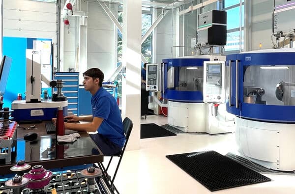 Mikron_Tool_Produktionshalle_2022